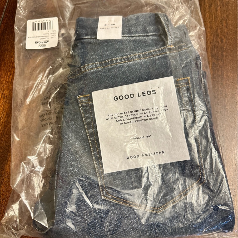 Good American Good Legs Chewed Hem Jeans - Picture 2 of 4
